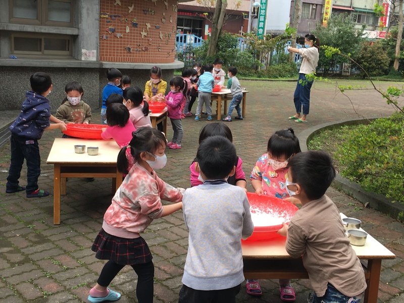 快樂搖元宵圖片